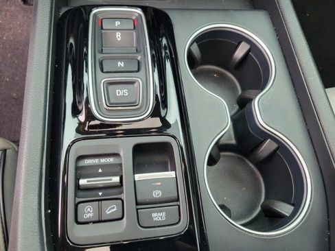 Used 2025 Honda Pilot Elite image 20
