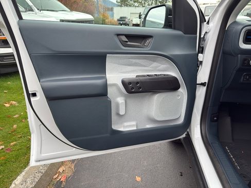 New 2025 Ford Maverick XLT w/ XLT Luxury Package image 12