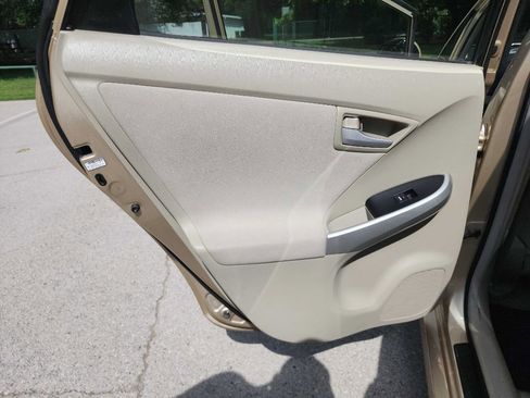 Used 2010 Toyota Prius Two FWD image 22