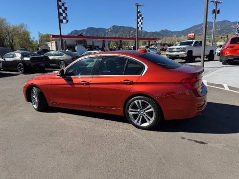 Used 2018 BMW 330i xDrive Sedan image 5