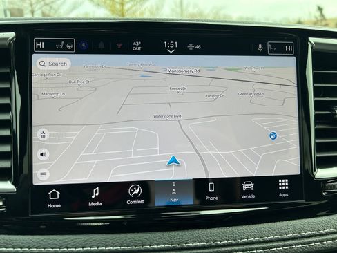 New 2026 Chrysler Pacifica Limited image 13