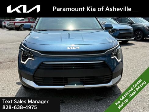 New 2026 Kia Niro EX FWD image 2