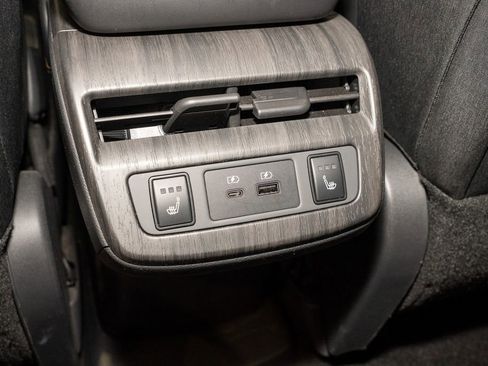 Certified 2023 Nissan Ariya AWD image 8