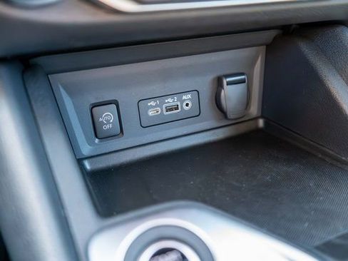 Certified 2025 Nissan Sentra SV w/ All-Weather Package FWD image 28