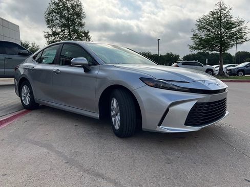New 2026 Toyota Camry LE image 4