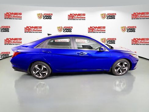 Certified 2023 Hyundai Elantra Limited FWD image 20