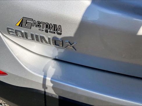 Used 2022 Chevrolet Equinox LT image 22