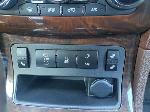 Used 2014 Buick Enclave Leather FWD image 23