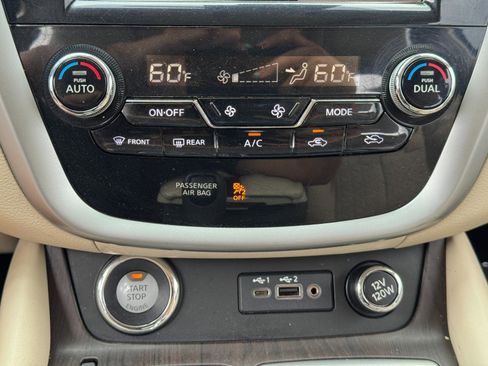 Used 2020 Nissan Murano Platinum w/ Cargo Package image 28