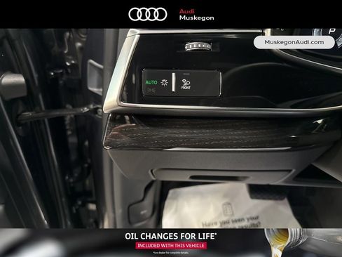 New 2026 Audi Q8 Premium Plus image 13