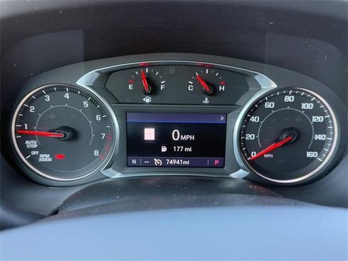 Used 2020 GMC Acadia SLT image 18