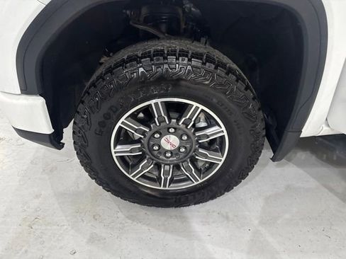Used 2026 GMC Sierra 1500 AT4 AWD/4WD image 39
