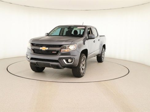 Used 2016 Chevrolet Colorado Z71 image 12