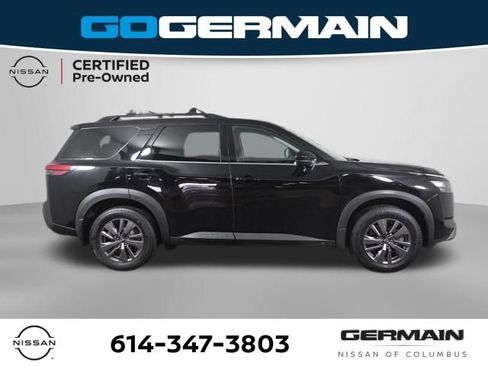 Certified 2023 Nissan Pathfinder SV w/ SV Premium Package AWD/4WD image 5