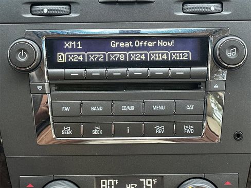 Used 2011 Cadillac DTS Luxury image 29