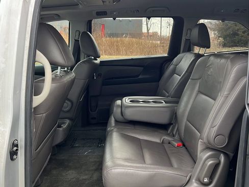 Used 2015 Honda Odyssey Touring image 10