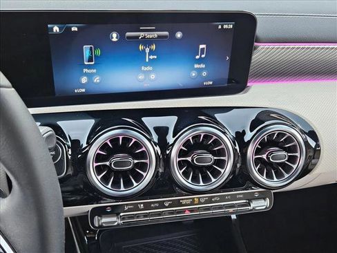 Used 2024 Mercedes-Benz CLA 250 image 14