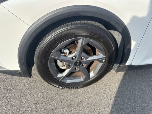 Used 2025 Kia K4 FWD image 9