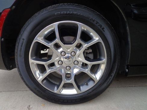 Used 2015 Dodge Charger SXT w/ AWD Plus Group image 10