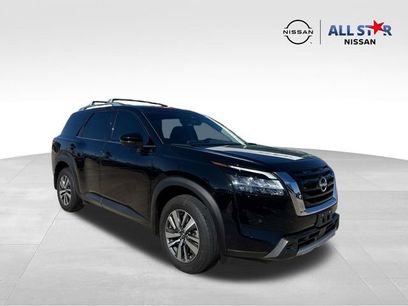 Used 2024 Nissan Pathfinder SL