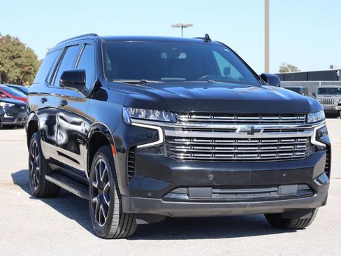 Used 2022 Chevrolet Tahoe RST w/ Luxury Package AWD/4WD image 4