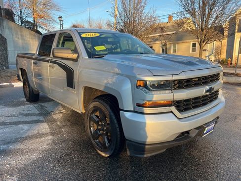 Used 2018 Chevrolet Silverado 1500 Custom w/ Rally 1 Edition image 5