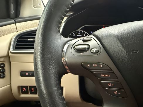 Used 2020 Nissan Murano SL w/ Moonroof Package AWD/4WD image 19