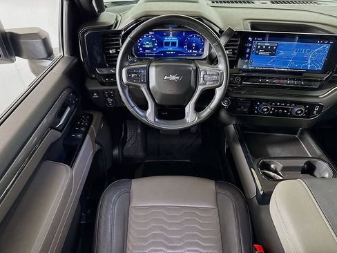 Certified 2024 Chevrolet Silverado 2500 ZR2 w/ Technology Package image 22