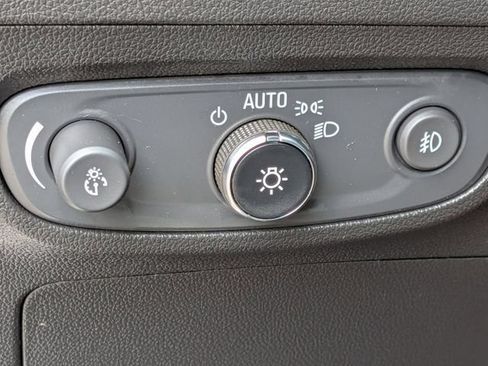 Certified 2023 Buick Encore GX Preferred w/ Cold Weather Comfort Package FWD image 17