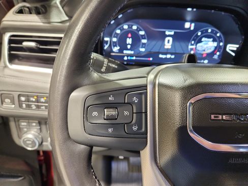 Certified 2023 GMC Yukon Denali w/ Denali Reserve Package AWD/4WD image 13