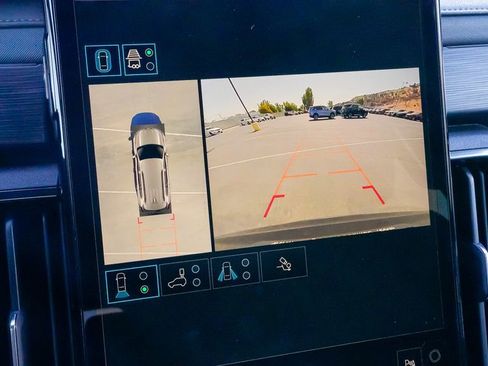 New 2026 GMC Acadia AT4 image 21