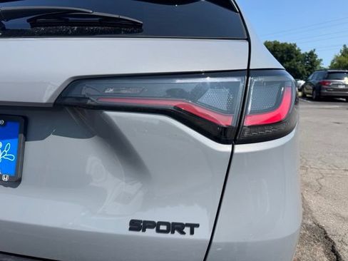 Used 2024 Honda HR-V Sport image 9