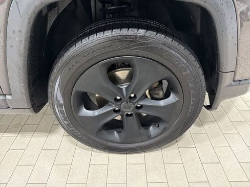 Used 2018 Jeep Compass Altitude w/ Popular Equipment Group image 30