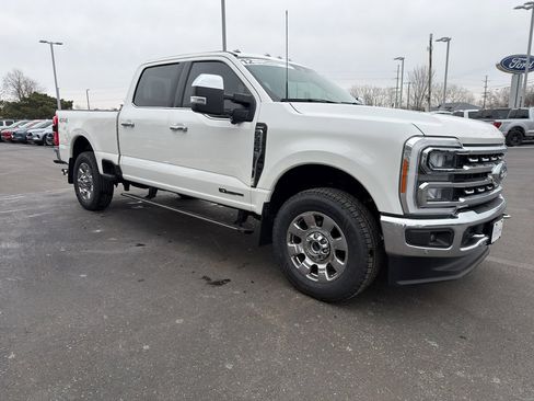 Used 2023 Ford F350 Lariat w/ Lariat Ultimate Package image 4