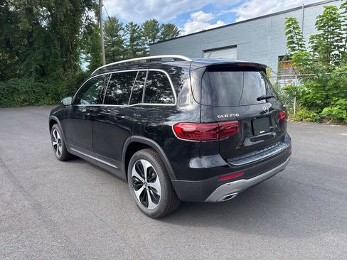 New 2026 Mercedes-Benz GLB 250 4MATIC image 5