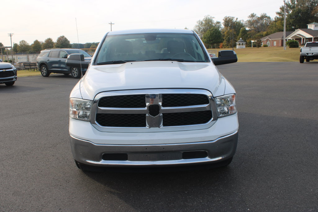 Used 2023 RAM 1500 Classic SLT w/ Trailer & Traction Group RWD image 3