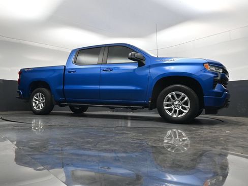 Used 2022 Chevrolet Silverado 1500 RST AWD/4WD image 35