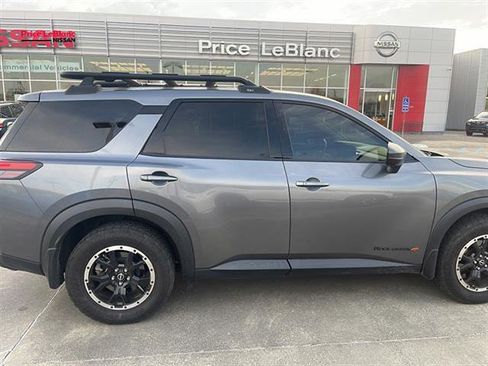 Used 2023 Nissan Pathfinder Rock Creek AWD/4WD image 13