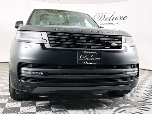 Used 2024 Land Rover Range Rover SE AWD/4WD image 30