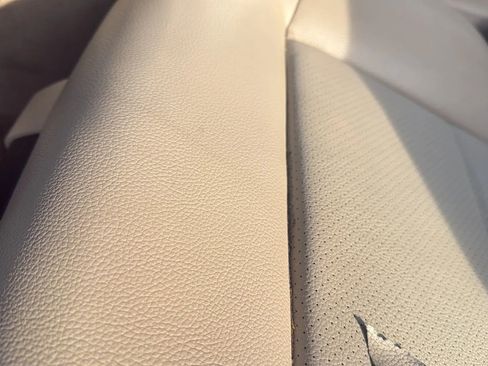 Used 2014 Mercedes-Benz E 350 Sedan image 6