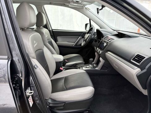 Used 2018 Subaru Forester 2.5i Premium w/ All-Weather Package image 15