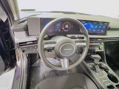 Certified 2026 Hyundai Sonata SE FWD image 11