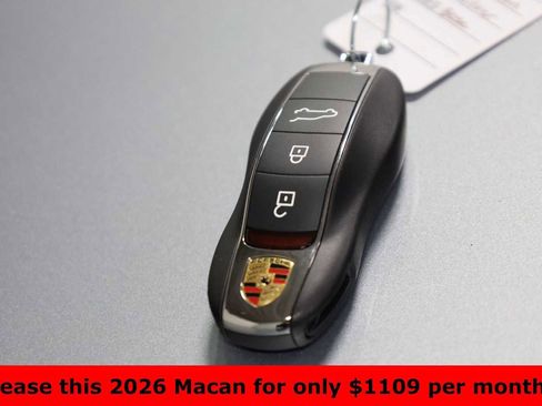 Certified 2026 Porsche Macan image 43