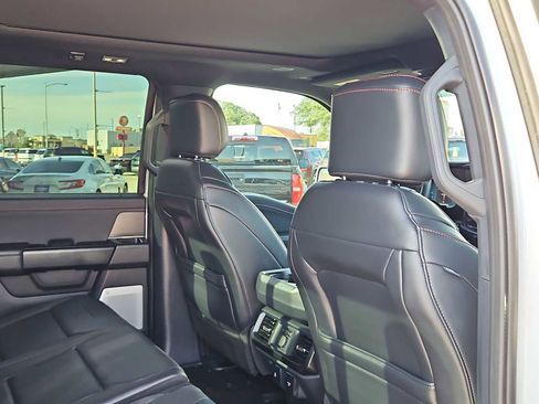Used 2025 Ford F150 Raptor AWD/4WD image 17