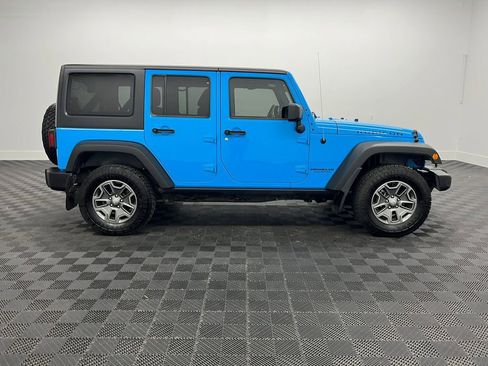 Used 2017 Jeep Wrangler Unlimited Rubicon w/ Cold Weather Group image 7