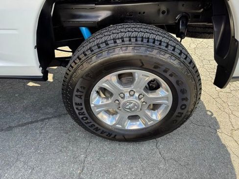 Used 2024 RAM 2500 Big Horn w/ Off Road Package AWD/4WD image 7