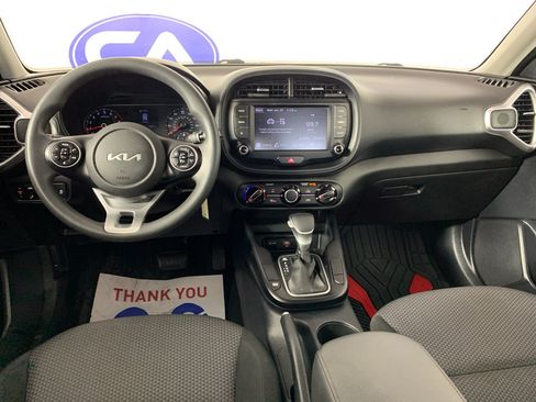 Used 2022 Kia Soul LX w/ Technology Package FWD image 32
