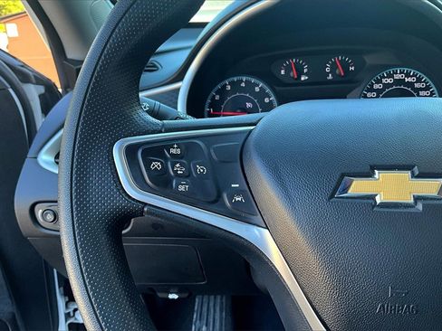 Used 2023 Chevrolet Malibu LT image 11