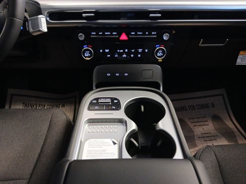 New 2026 Hyundai Ioniq 9 S image 11