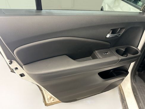 Used 2022 Honda Pilot Sport image 26